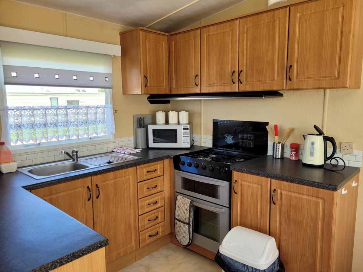Апартаменти 6 Berth On Millfields Інголдмеллс Екстер'єр фото